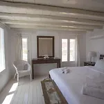 Hotel Salty