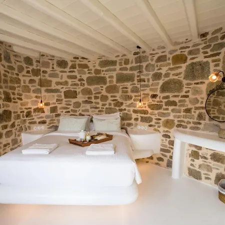 ホテル Salty カロ・リヴァディ