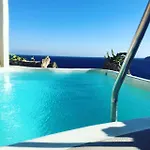 Salty Hotel