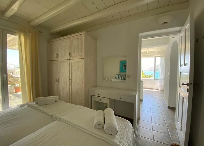 Salty Hotell Kalo Livadi