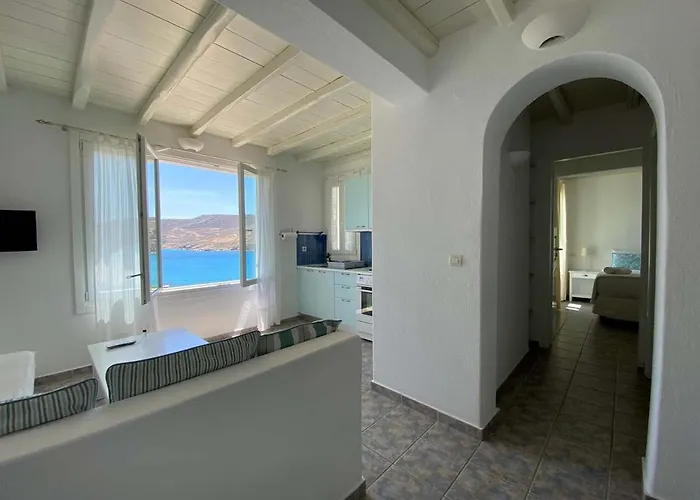 Salty Hotell Kalo Livadi